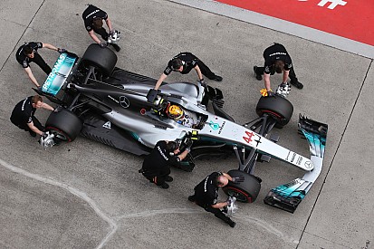 In beeld: De startopstelling voor de F1 Grand Prix van China