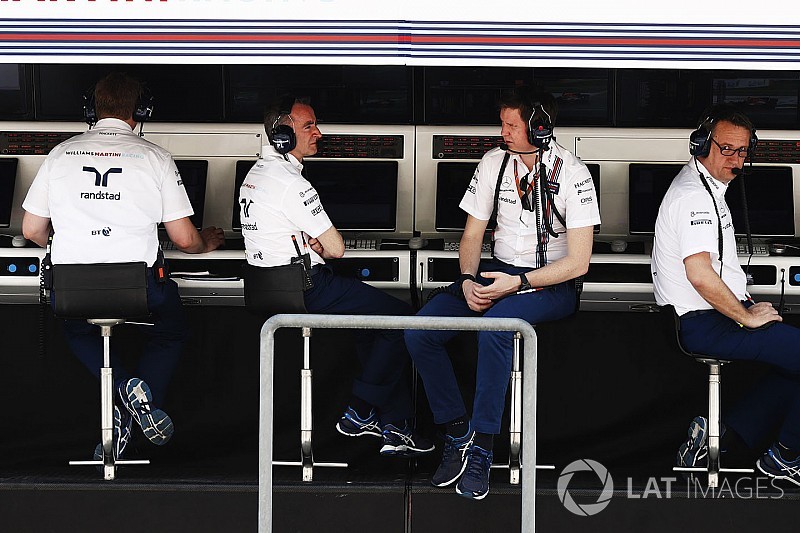 Ross Brawn „csapatába” igazolt a Williams sportmenedzsere