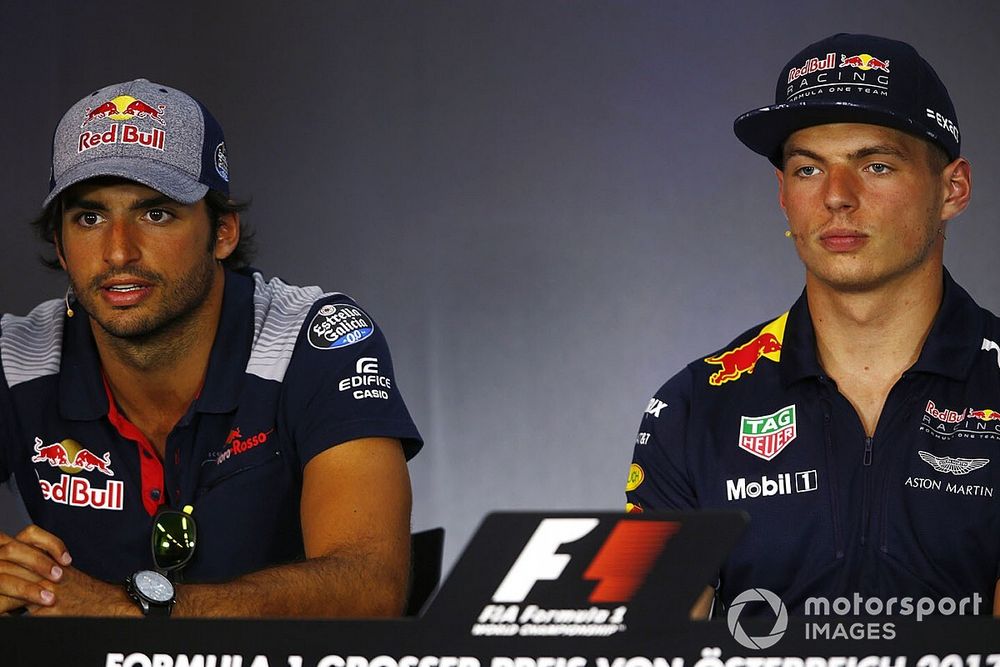 Carlos Sainz Jr., Scuderia Toro Rosso, Max Verstappen, Red Bull Racing, en a conferencia de prensa