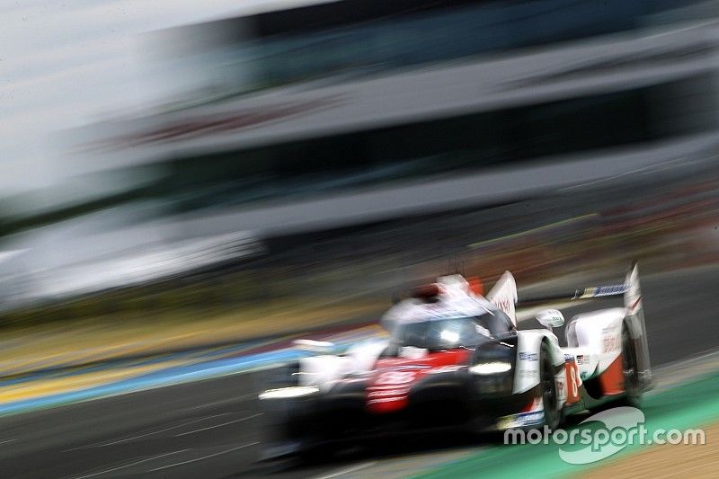 #8 Toyota Gazoo Racing Toyota TS050 Hybrid: Anthony Davidson, S&eacute;bastien Buemi, Kazuki Nakajima