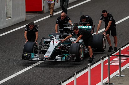Hamilton não sabe estratégia que Mercedes adotará em Suzuka