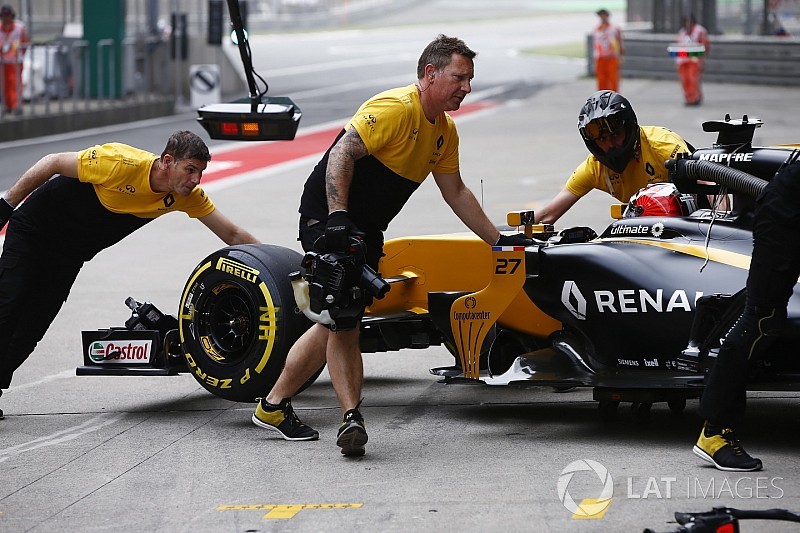 Renault сделала кошку из дефлектора RS17