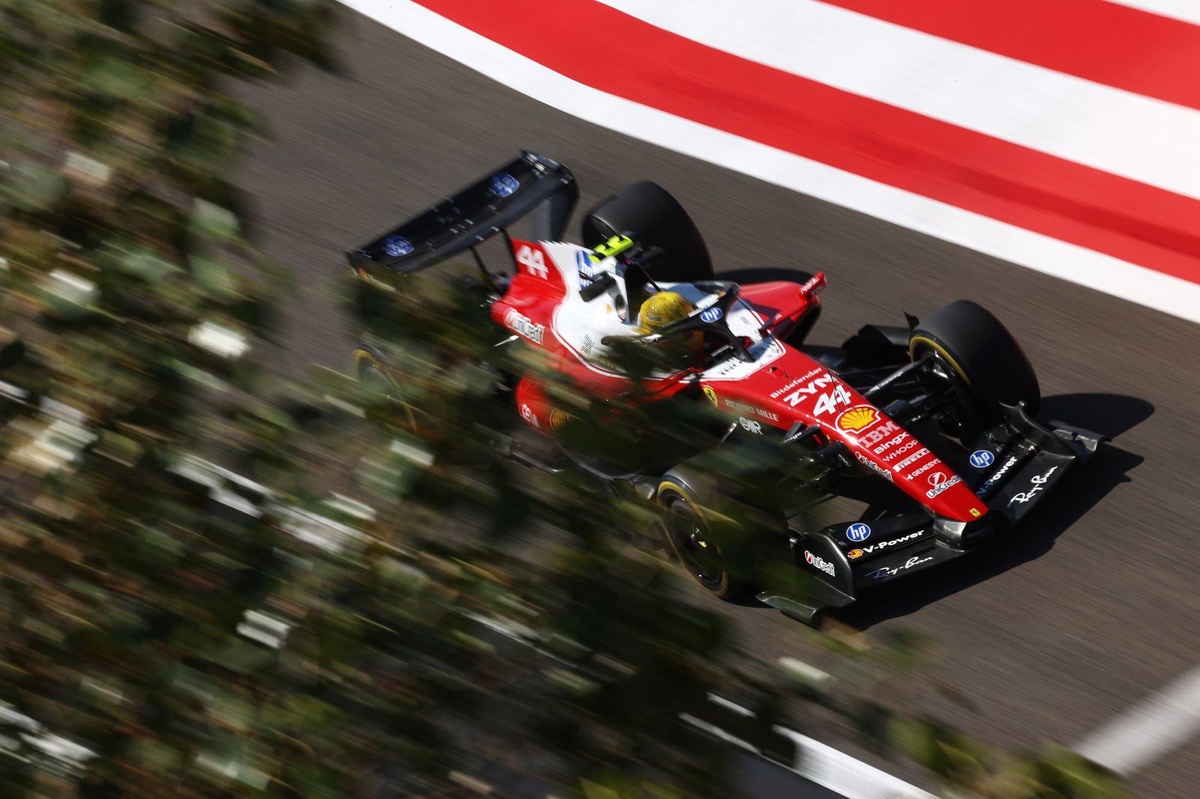 Ferrari démarre son jeudi à l'envers, Norris en tête à la mi-journée