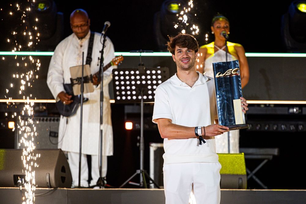 Dudu Barrichello é eleito Revelação do Ano do FIA WEC