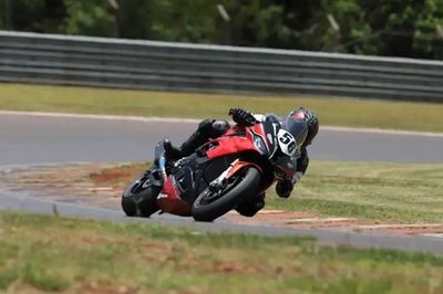 MOTO1000 AO VIVO: Assista &agrave;s corridas de Yamaha R Series em Cascavel