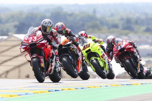 Bastianini: "Márquez ha demostrado que se puede adelantar saliendo atrás"