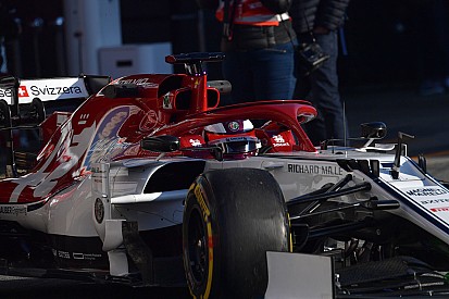 Raikkonen: "Abbiamo provato tante cose, l'Alfa Romeo è ben bilanciata"