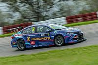 TCR South America tem meio grid no mesmo segundo em primeiro dia da temporada