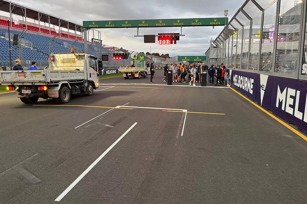 Starting grid lines