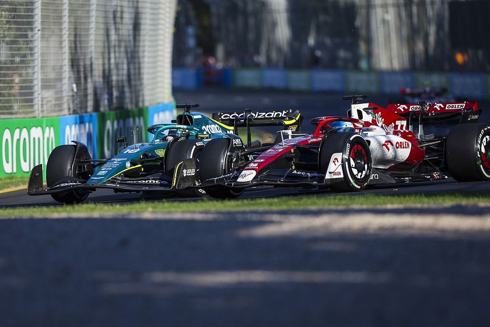 Lance Stroll, Aston Martin AMR22, Valtteri Bottas, Alfa Romeo C42