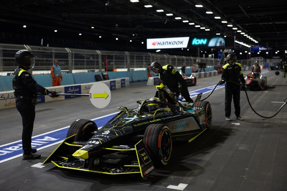 Sergio Sette Camara, ERT Formula E Team, ERT X24, stands stationary while Fast Charging