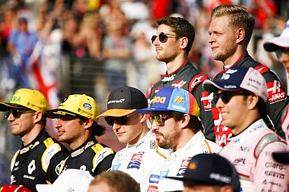 Top drivers "desperately missing" coaches – Stewart