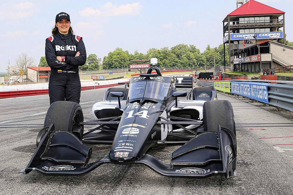 Tatiana Calderón, A.J. Foyt Enterprises