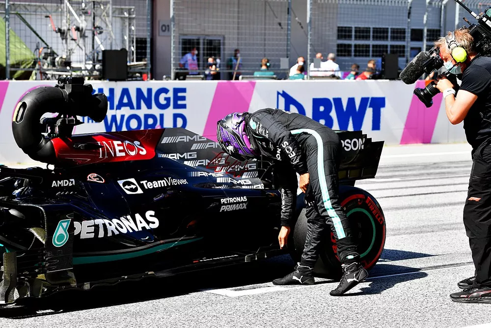 Lewis Hamilton, Mercedes, in Parc Ferme after Qualifying
