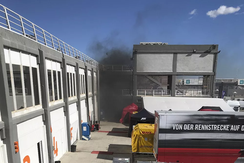 Incendio en el paddock de Cheste