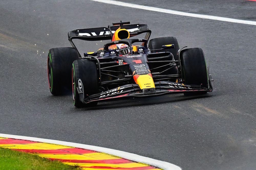 フェルスタッペン、2番手に0.820秒差の最速タイム叩き出す。状況が