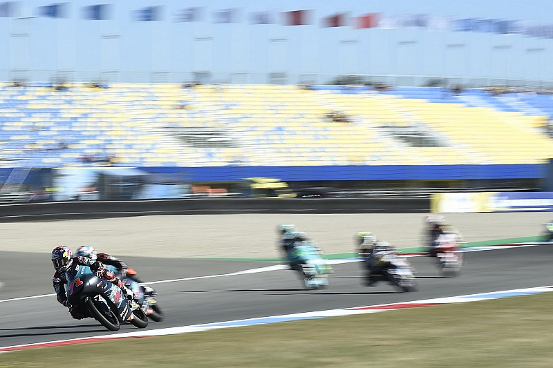 Moto3 Assen: Canet snelste in opwarmsessie, problemen Bezzecchi