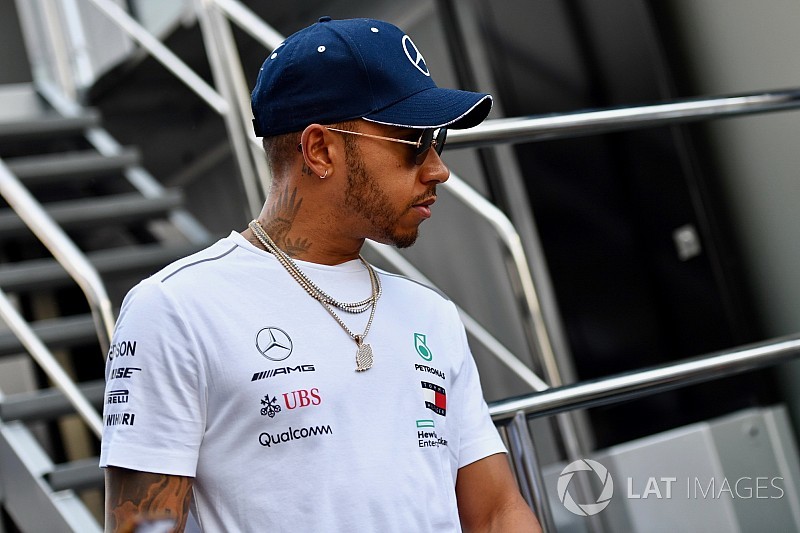 Hamilton accepts Raikkonen clash a racing incident