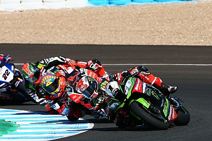 SBK Jerez 2. yarış: Rea kazanmaya devam ediyor