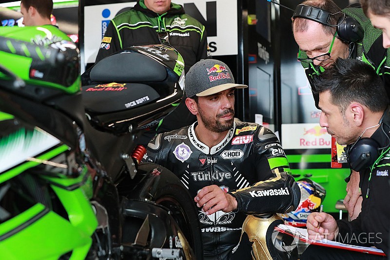 Sofuoglu scongiura un'operazione alla gamba infortunata in Australia