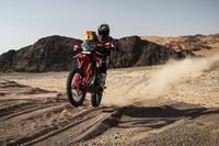 Brabec supera a Luciano Benavides en la Etapa 12 del Dakar 2026