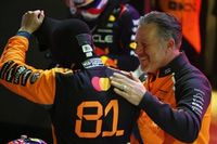 Zak Brown niega que las &oacute;rdenes de equipo en McLaren rompan las papaya rules