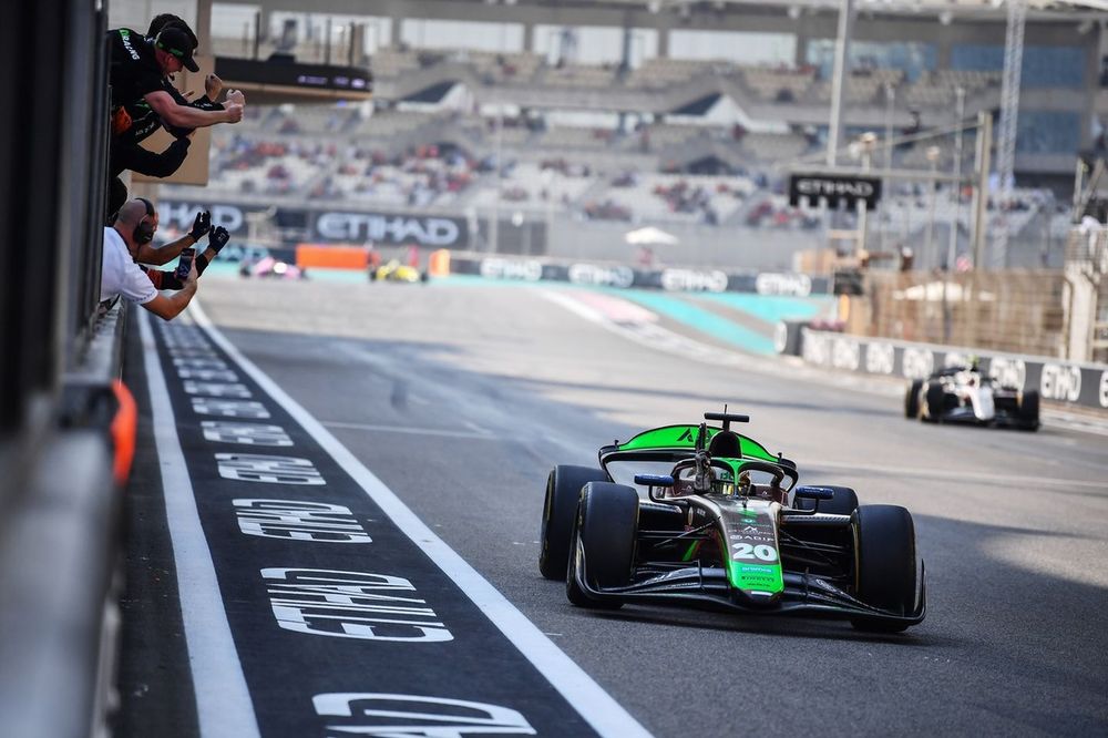 Race winner Joshua Durksen, AIX Racing 