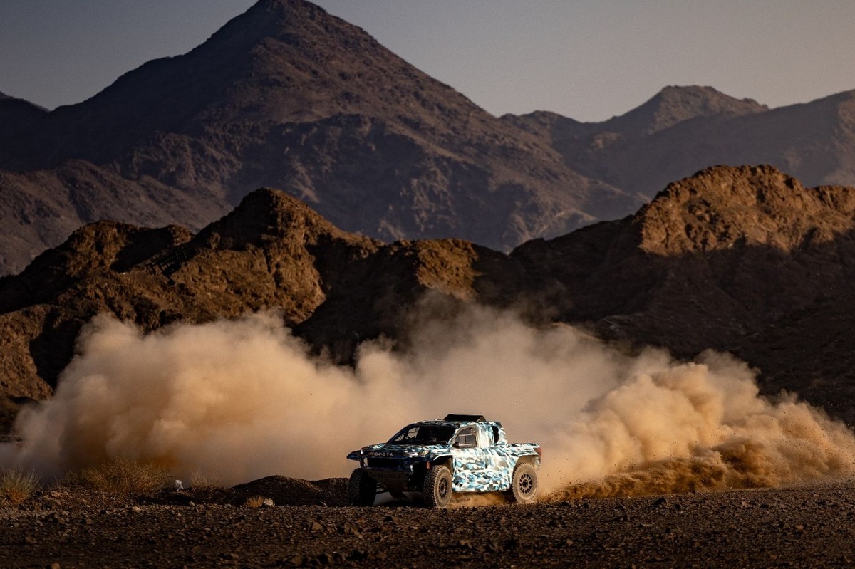 Toyota participará con una Hilux de hidrógeno en el Dakar de 2027