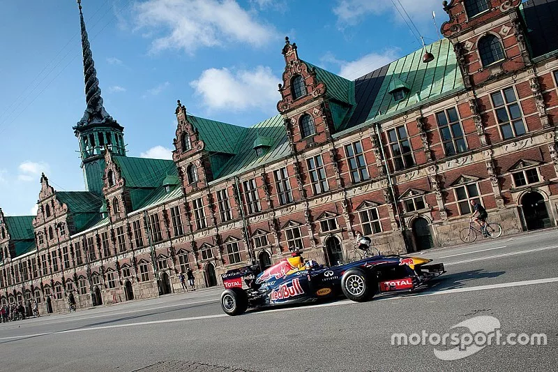 F1 Red Bull Racing show Stock Exchange
