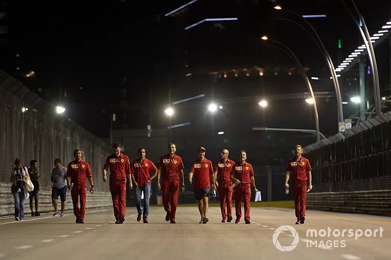 Sebastian Vettel, Ferrari, d&eacute;couvre la piste
