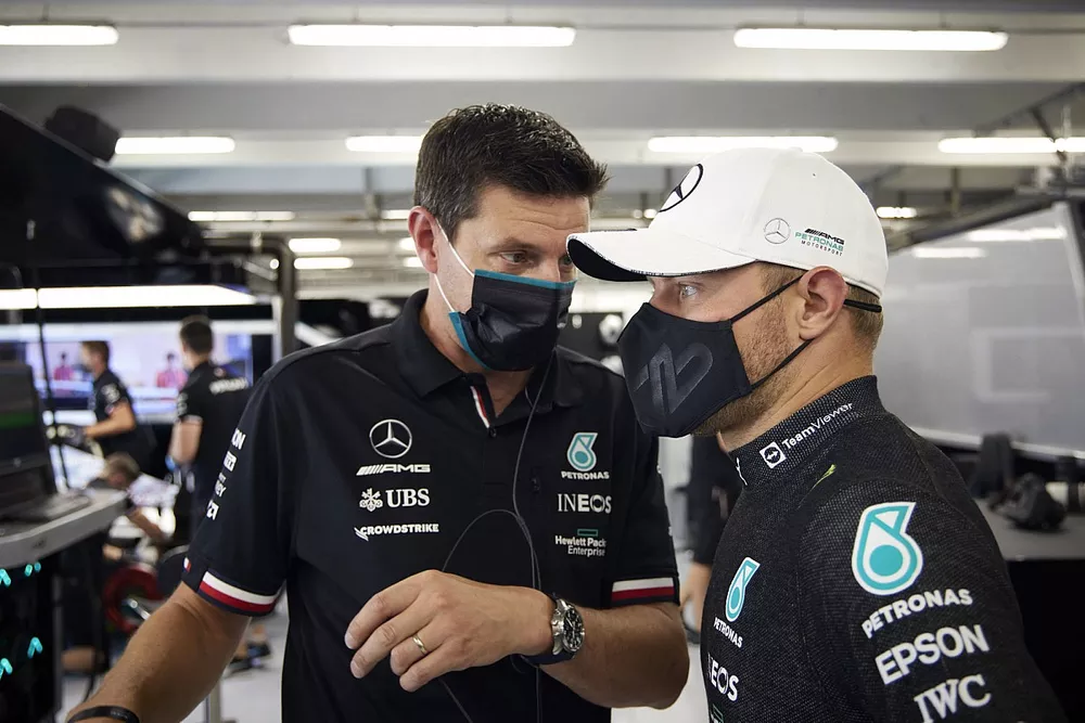 Valtteri Bottas, Mercedes dans le garage