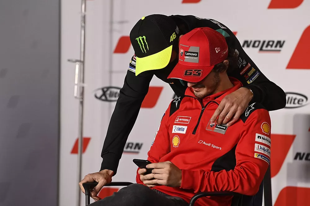 Valentino Rossi, Petronas Yamaha SRT, Francesco Bagnaia, Ducati Team