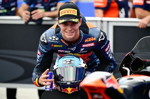 Moto3: Valent&iacute;n Perrone es segundo a 18 mil&eacute;simas de la victoria en Hungr&iacute;a