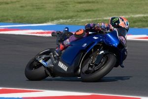 Miller pide a Quartararo que conf&iacute;e en el motor V4 de Yamaha