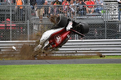 La Sauber allestisce un nuovo telaio per Ericsson dopo l'incidente di ieri