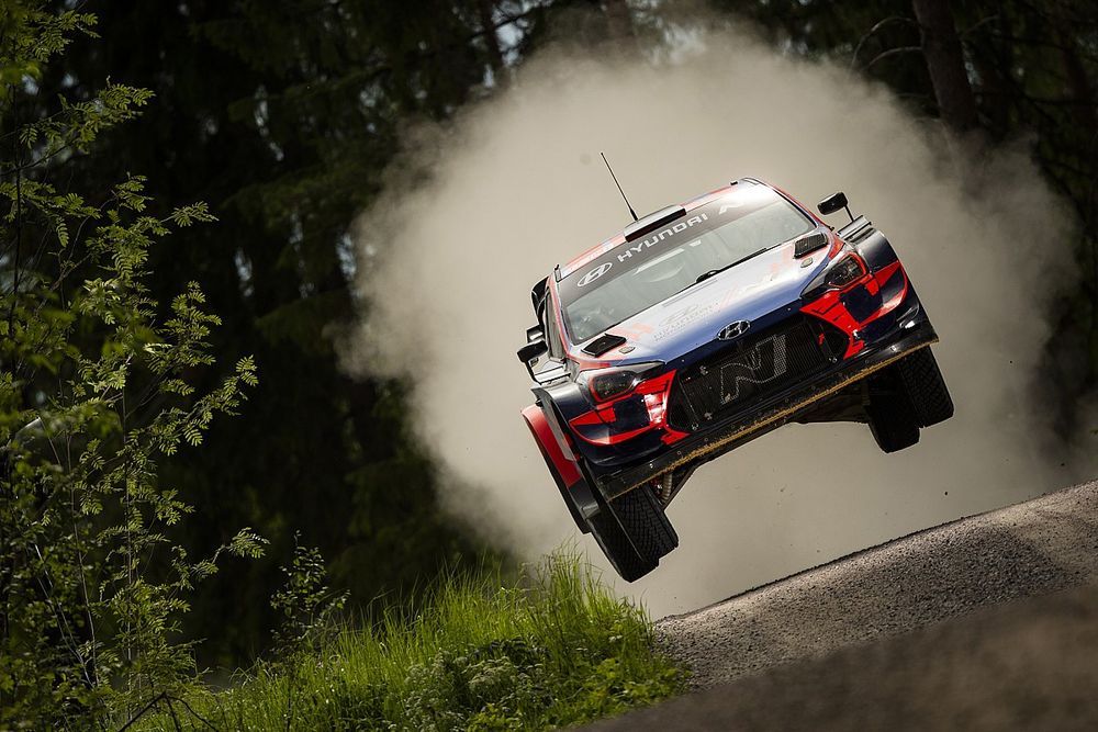 Thierry Neuville and Ott T&auml;nak, Hyundai i20 Coupe WRC