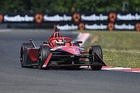 Fórmula E Dennis toma el liderato en los puntos con la pole en Portland
