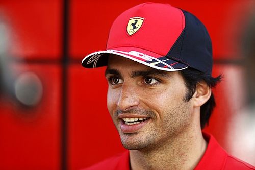 F1: Ferrari anuncia renovação com Sainz até o fim de 2024