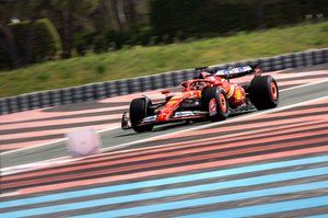 Ferrari F1 completa un test con Pirelli para los neumáticos de 2025