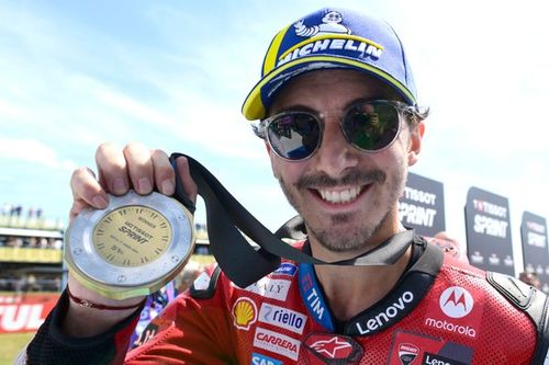 MotoGP: Bagnaia vence corrida sprint em Assen à frente de Martín