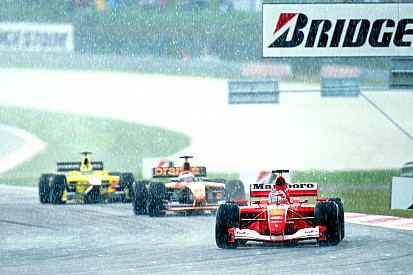 F1 disponibiliza GP da Malásia de 2001 em site oficial