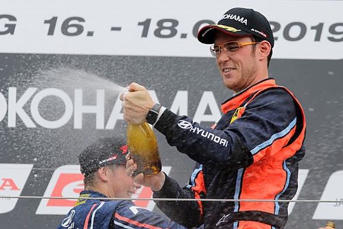 Neuville: Polegałem na zespole