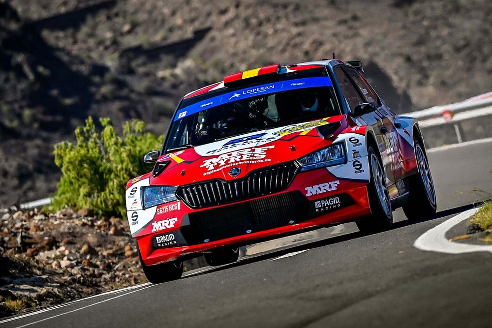 Efren Llarena, Sara Fernandez, Skoda Fabia Rally2 evo