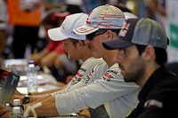 Alguersuari: "Vi cosas en Schumacher de las que no era fan"