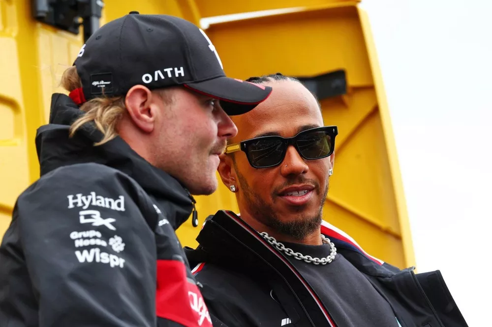 Valtteri Bottas, Alfa Romeo, Lewis Hamilton, Mercedes F1 W14