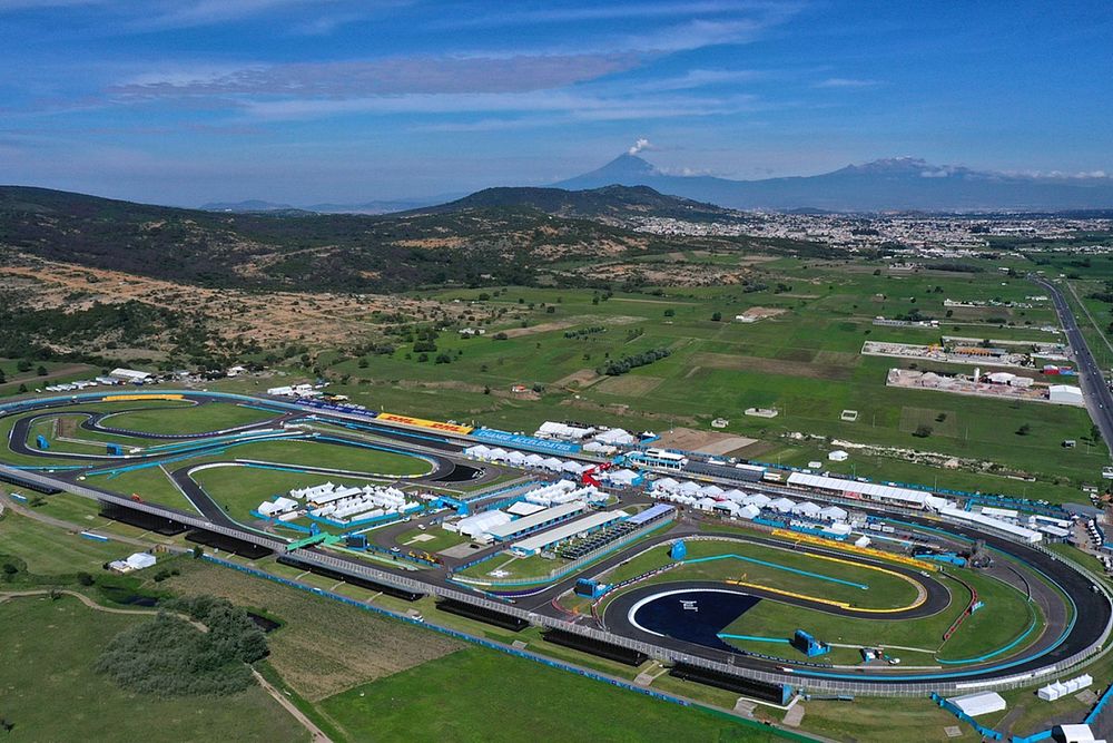 Vista aérea del Autódromo Miguel E. Abed