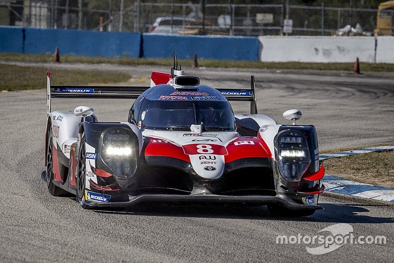 Toyota acumula 4 mil km de testes em Sebring