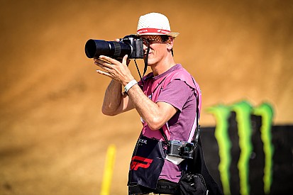 Interview: Fotoboek Will to Victory vertelt verhaal van grote motorcrosskampioenen