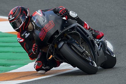 GALERI: Debut Lorenzo geber Honda RC213V