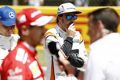 Vettel: "Se ha echado de menos a Alonso en la parte delantera en los últimos años"